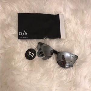 New QUAY Mirrored Sunglasses
